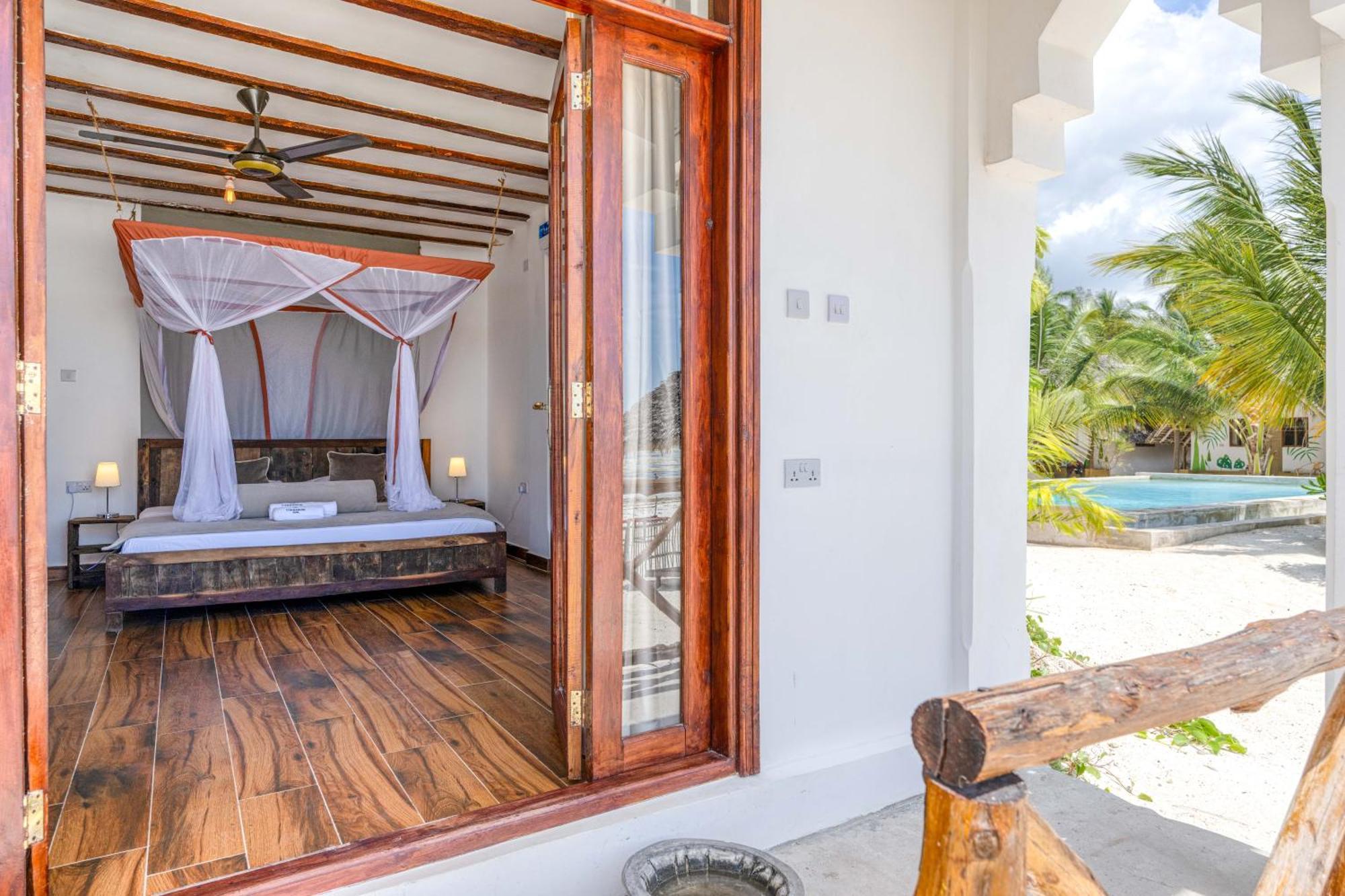 Cinnamon Hotel Джамбиани Экстерьер фото