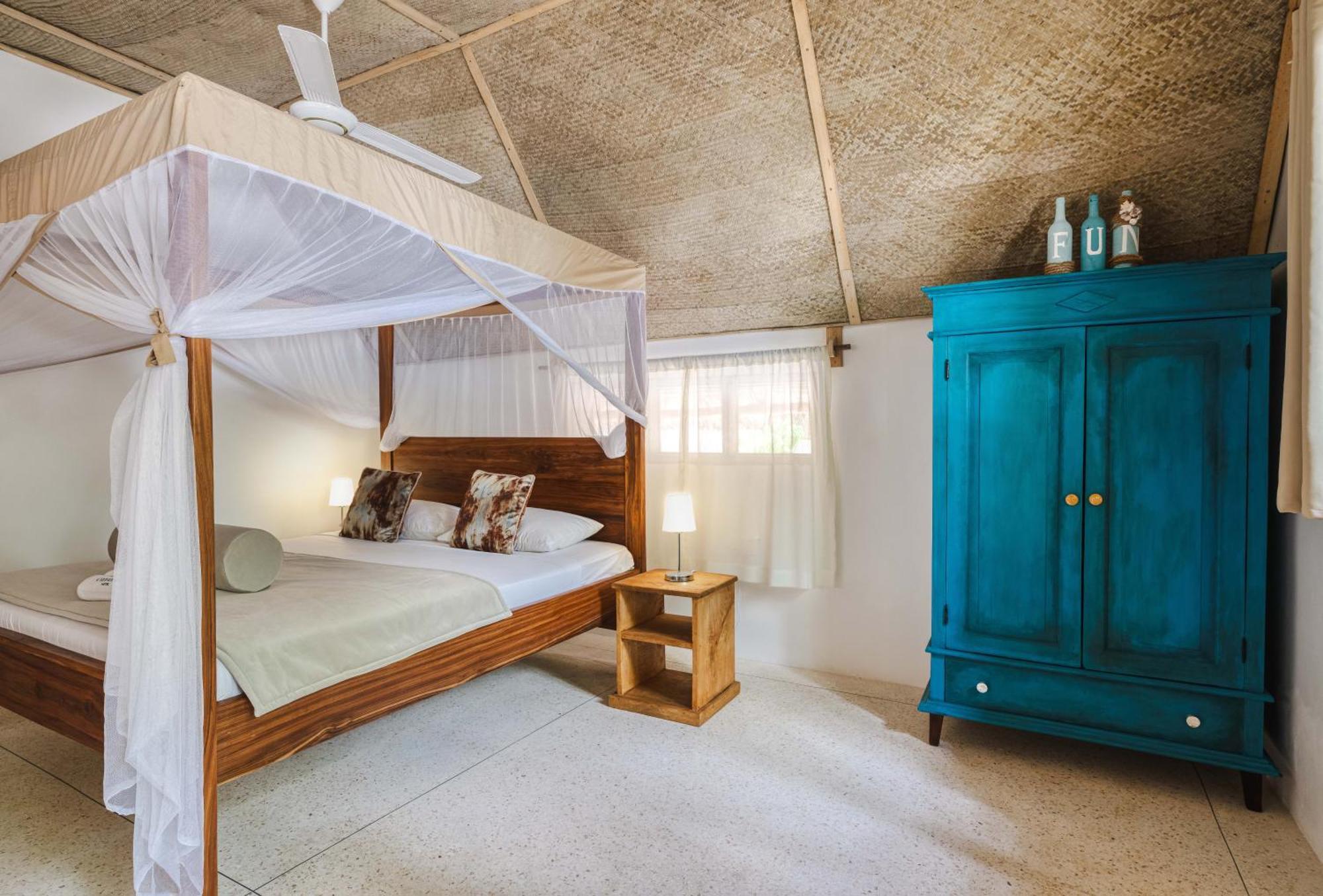 Cinnamon Hotel Джамбиани Экстерьер фото
