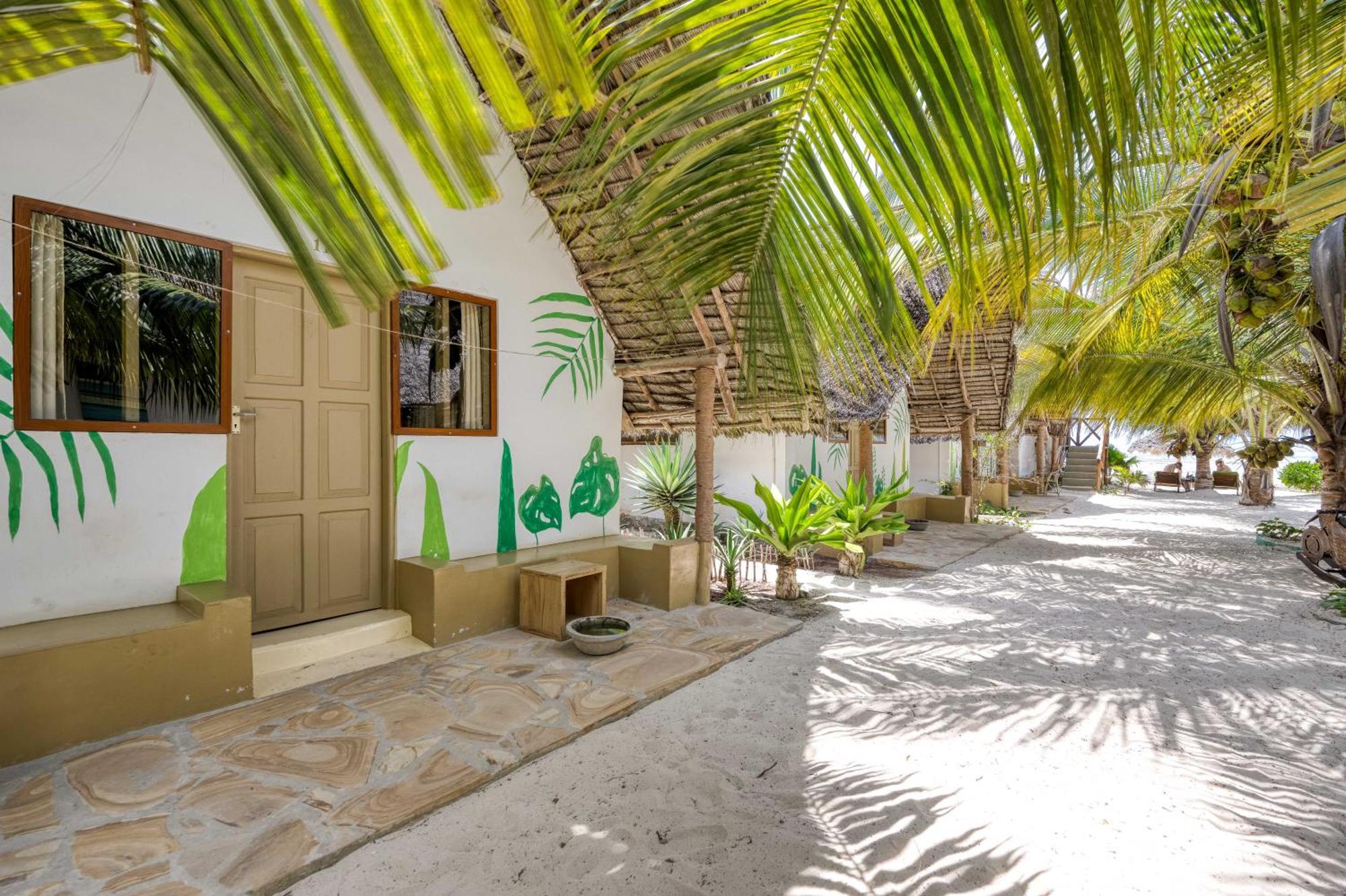 Cinnamon Hotel Джамбиани Экстерьер фото