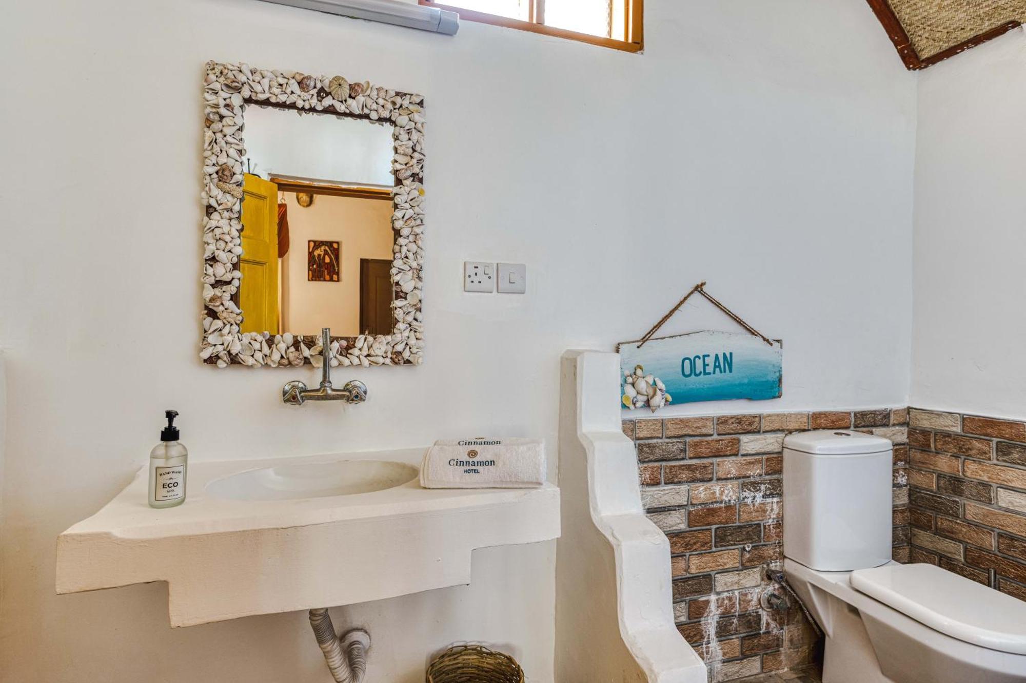 Cinnamon Hotel Джамбиани Экстерьер фото